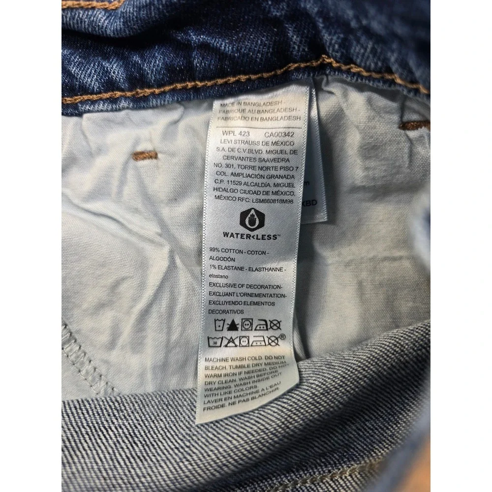 Signature by Levi Strauss signature by